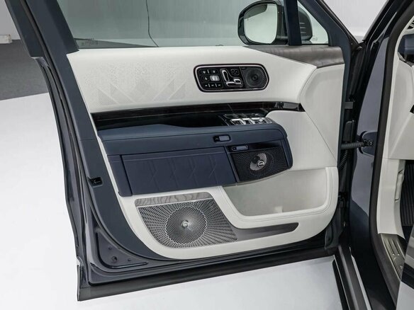 2025 Zeekr 9X 55 kWh (до 3.5 т), синий, 11940000 рублей - вид 24