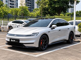 2026 Changan Qiyuan A06 28.39 kWh, серебристый, 2650002 рублей, вид 2