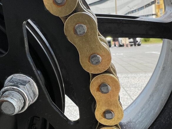 2025 BMW S 1000 RR, серый, 2100000 рублей - вид 8