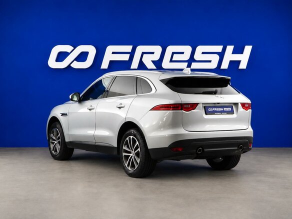 2017 Jaguar F-Pace I, серый, 3399077 рублей - вид 1