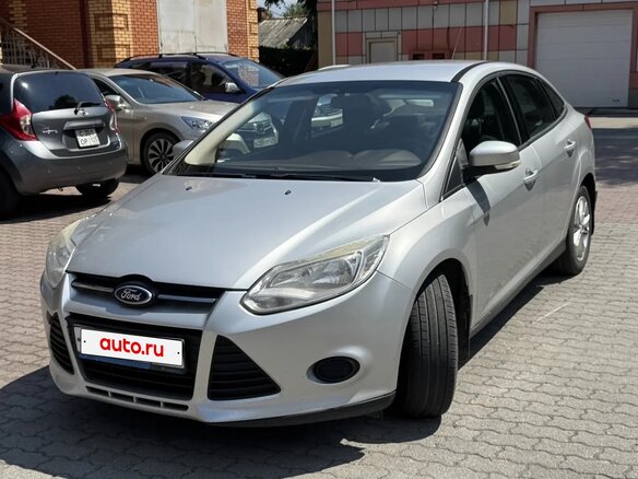 2014 Ford Focus III, серебристый