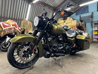 2017 Harley-Davidson Road King, зелёный, 1790000 рублей, вид 2