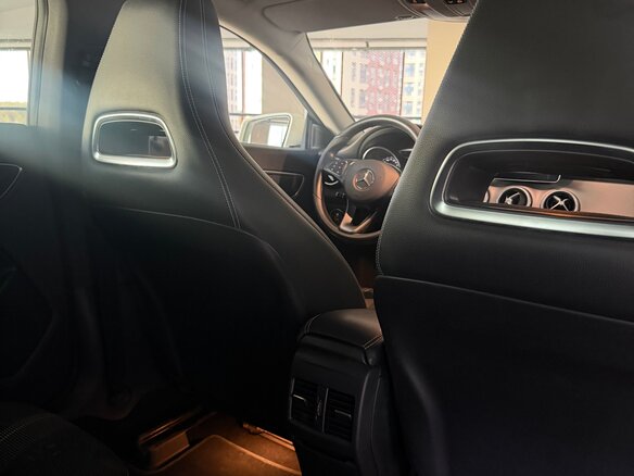 2016 Mercedes-Benz CLA 200 I (C117, X117) Рестайлинг, белый, 2000000 рублей - вид 10