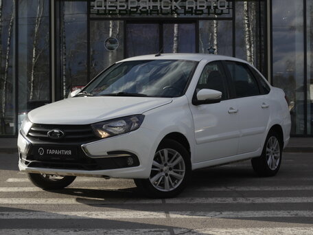 2021 Lada (ВАЗ) Granta I Рестайлинг, белый, 620000 рублей, вид 1