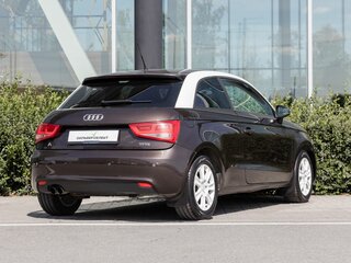 2010 Audi A1 I (8X), коричневый, 760000 рублей, вид 2