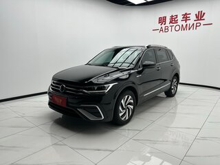2022 Volkswagen Tiguan II Рестайлинг, чёрный, 2514000 рублей, вид 3
