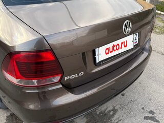 2017 Volkswagen Polo V Рестайлинг, коричневый, 1100000 рублей, вид 5