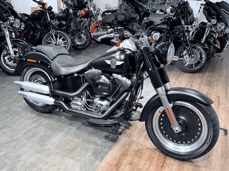 2017 Harley-Davidson Fat Boy, чёрный, 1599000 рублей, вид 2