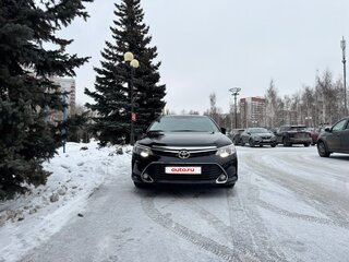 2017 Toyota Camry VII (XV50) Рестайлинг 2, чёрный, 2050000 рублей, вид 3