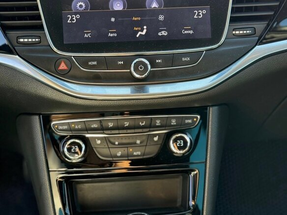2019 Opel Astra K Рестайлинг, серебристый, 1599000 рублей - вид 32
