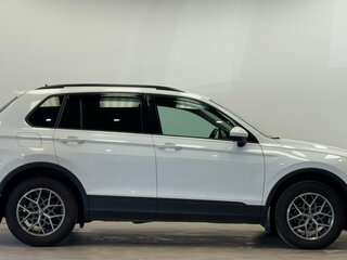 2020 Volkswagen Tiguan II, белый, 2125000 рублей, вид 5