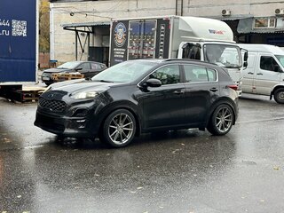 2021 Kia Sportage IV Рестайлинг, чёрный, 2350000 рублей, вид 1