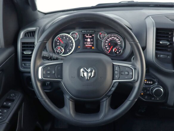 2026 Ram 1500 Crew Cab V Рестайлинг, оранжевый, 9010000 рублей - вид 22