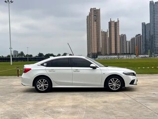2022 Honda Civic XI, белый, 1720000 рублей, вид 4