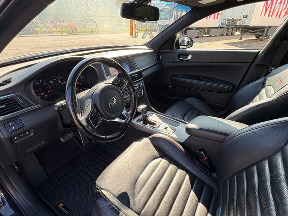 2017 Kia Optima IV, чёрный, 2200000 рублей - вид 7