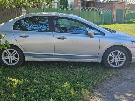 2007 Honda Civic VIII, серебристый, 599000 рублей, вид 4