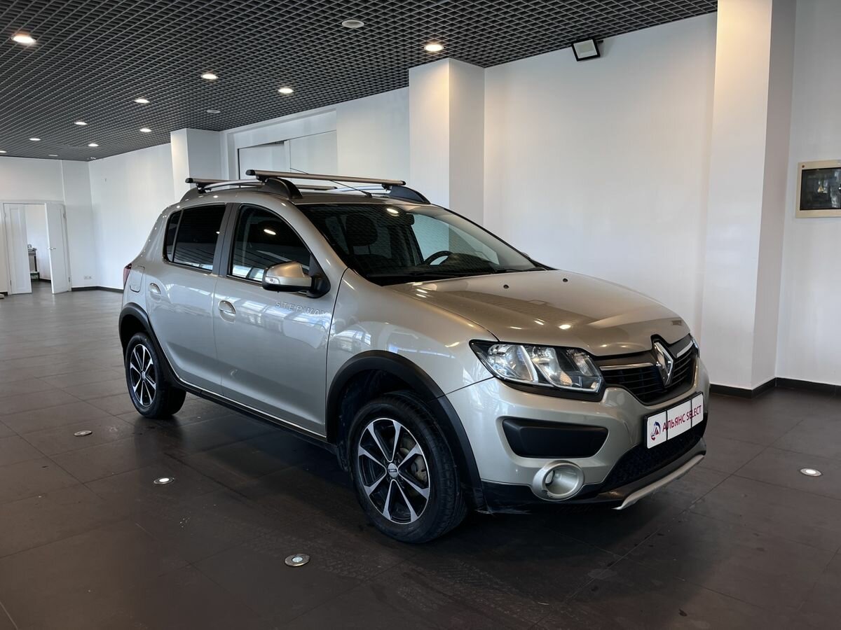 Открыть фотографии: Renault Sandero II