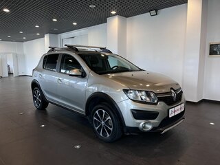 2017 Renault Sandero Stepway II, бежевый, 845000 рублей, вид 1