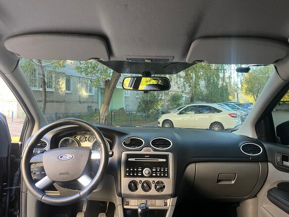 2009 Ford Focus II Рестайлинг, фиолетовый - вид 9