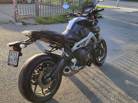 2015 Yamaha MT-09 (FZ-09), фиолетовый, 750000 рублей, вид 4