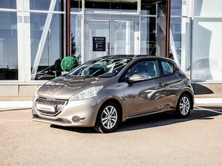 Peugeot 208 I