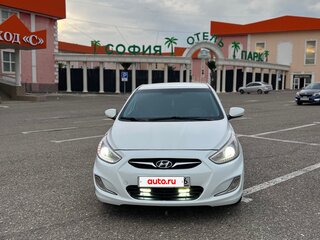 2014 Hyundai Solaris I, белый, 620000 рублей, вид 1