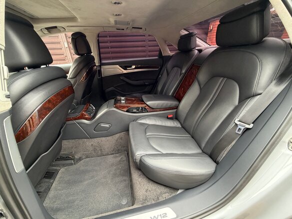 2011 Audi A8 Long III (D4), серебристый, 1850000 рублей - вид 21
