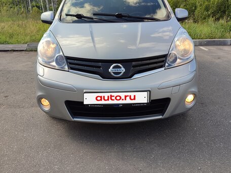 2011 Nissan Note I Рестайлинг, серебристый, 689999 рублей, вид 2