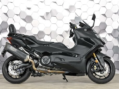 2023 Yamaha TMAX, чёрный, 1477000 рублей, вид 3