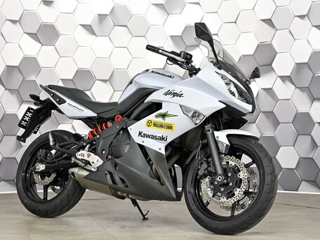 2010 Kawasaki ER-6F (Ninja 650R), белый, 475000 рублей, вид 1