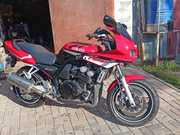 2000 Yamaha FZS600 Fazer, красный, 249999 рублей - вид 9