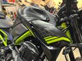 2021 Kawasaki Z 900, серый - вид 4