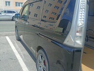 2013 Nissan Serena IV (C26), чёрный, 1220000 рублей, вид 5