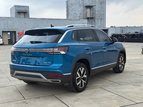 2023 Volkswagen Tayron I Рестайлинг, синий, 1950000 рублей, вид 5