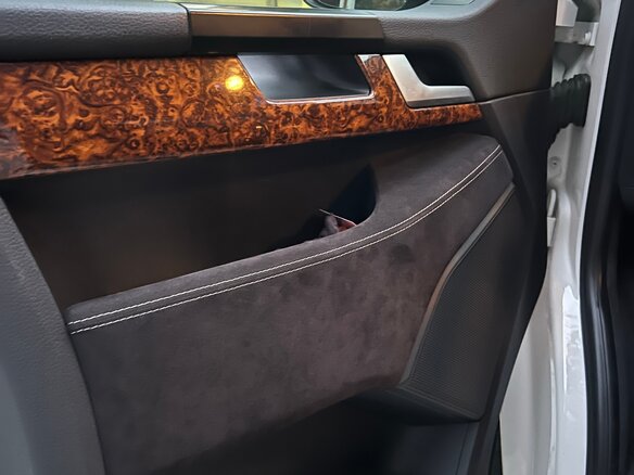 2016 Volkswagen Multivan T6, белый, 5990000 рублей - вид 10