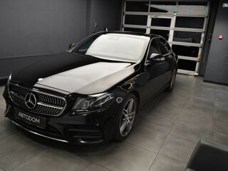 2016 Mercedes-Benz E-Класс 200 V (W213, S213, C238), чёрный, 2537000 рублей, вид 1