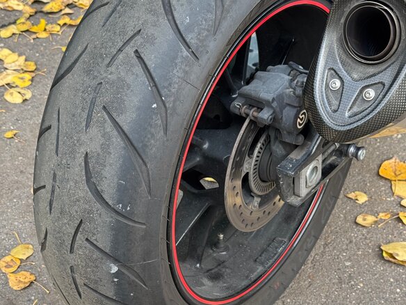 2018 BMW S 1000 R, белый, 1222000 рублей - вид 15