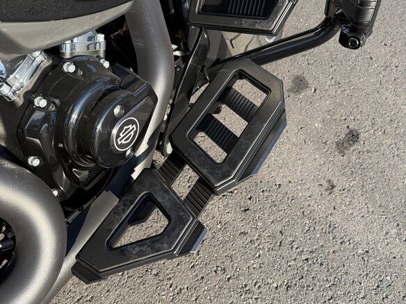 2023 Harley-Davidson Road Glide, белый, 2790000 рублей - вид 18