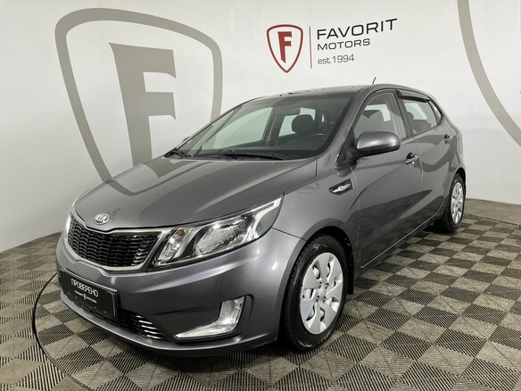 2014 Kia Rio 6-speed III, серый, 844000 рублей