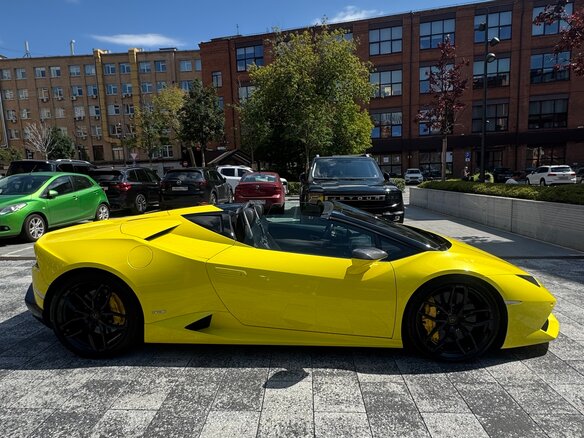 2016 Lamborghini Huracán I, жёлтый, 13500000 рублей - вид 4