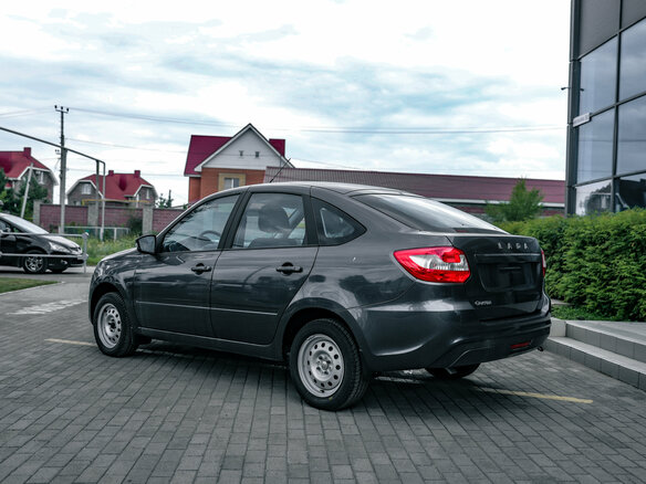 2026 Lada (ВАЗ) Granta Active Cross I Рестайлинг, чёрный - вид 3