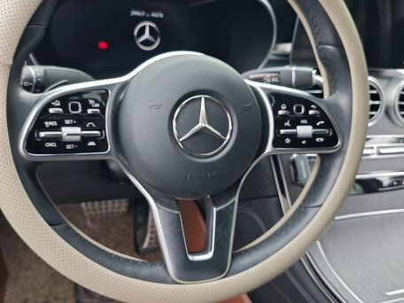 2020 Mercedes-Benz GLC 300 I (X253) Рестайлинг, белый, 4600000 рублей, вид 4