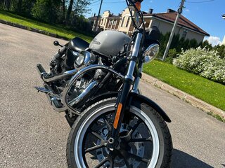 2015 Harley-Davidson Sportster 883, серый, 700000 рублей, вид 4