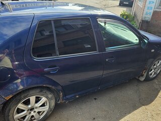 2001 Volkswagen Golf IV, синий, 240000 рублей, вид 4