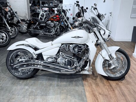 2007 Suzuki Boulevard M109R, белый, 1799000 рублей, вид 2