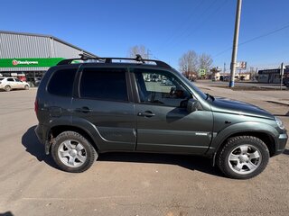 2011 Chevrolet Niva I Рестайлинг, зелёный, 650000 рублей, вид 2