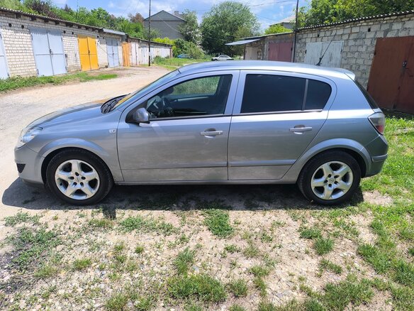 2008 Opel Astra 5-speed H Рестайлинг, серый, 455000 рублей - вид 2