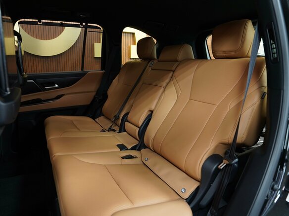 2026 Lexus LX 500d IV, чёрный - вид 18