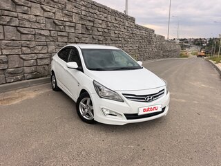 2015 Hyundai Solaris I Рестайлинг, белый, 880000 рублей, вид 1