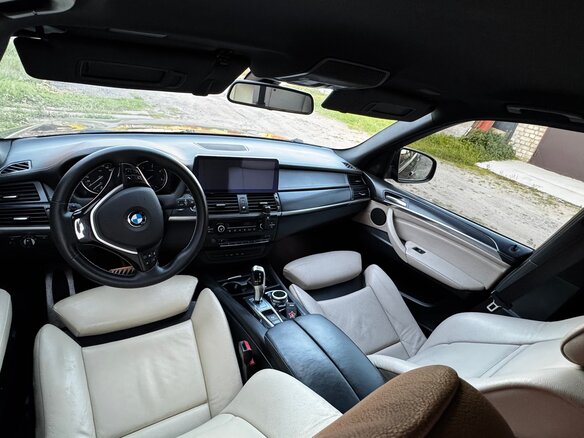2010 BMW X5 30d II (E70) Рестайлинг, чёрный, 2265000 рублей